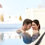 Hanusel Hof Wellness & Genuss In Panoramalage