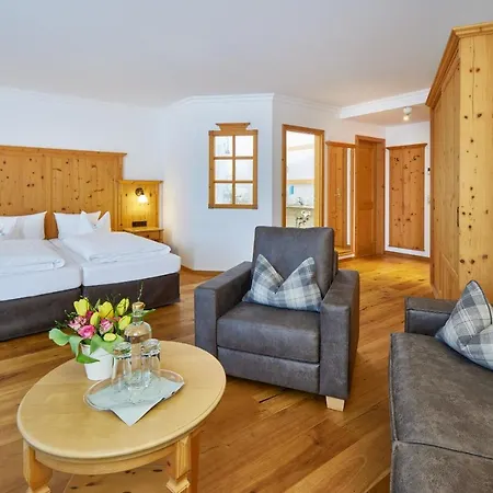 Hotell Hanusel Hof Wellness & Genuss In Panoramalage Hellengerst