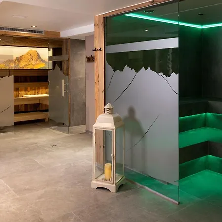 Hanusel Hof Wellness & Genuss In Panoramalage Hotel Hellengerst