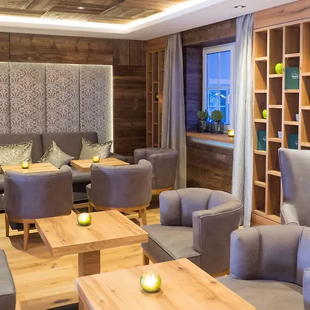Hanusel Hof Wellness & Genuss In Panoramalage Hotell