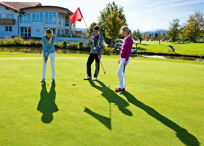 Hanusel Hof Wellness & Genuss In Panoramalage