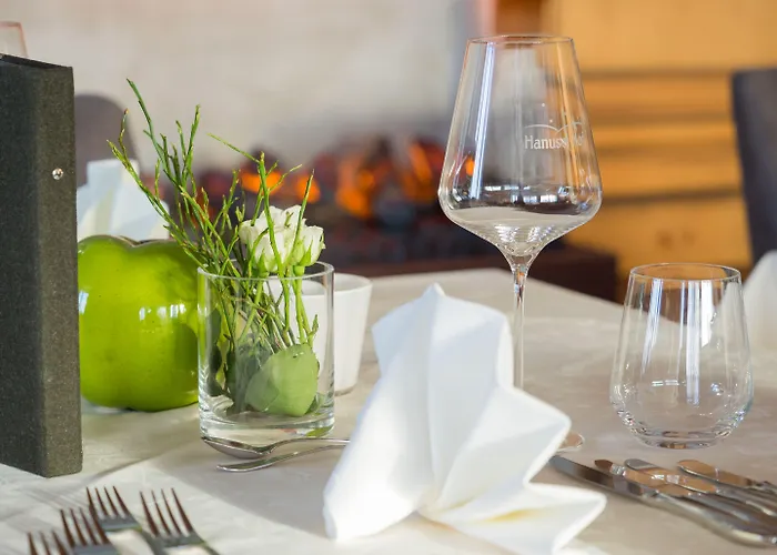 Hanusel Hof Wellness & Genuss In Panoramalage Hellengerst