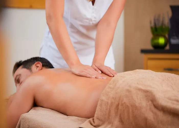 Отель Hanusel Hof Wellness & Genuss In Panoramalage Hellengerst