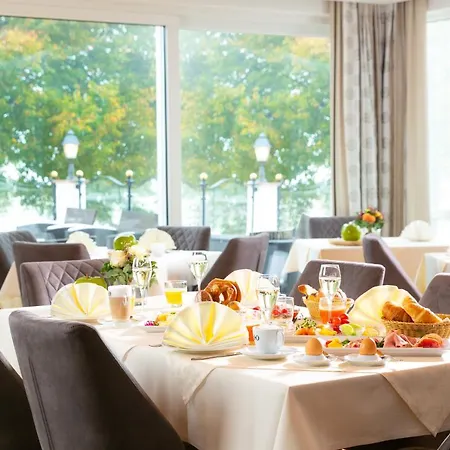 Hotel Hanusel Hof Wellness & Genuss In Panoramalage Hellengerst