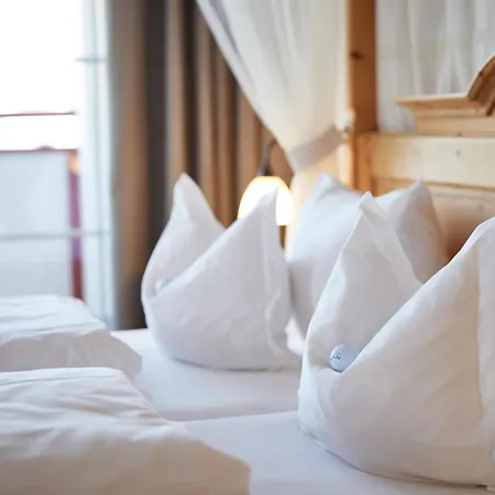Hanusel Hof Wellness & Genuss In Panoramalage 4* Hellengerst
