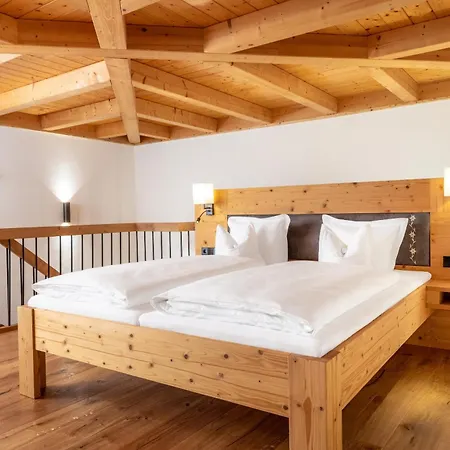 Hanusel Hof Wellness & Genuss In Panoramalage