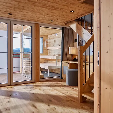 Hanusel Hof Wellness & Genuss In Panoramalage Hotel 4*