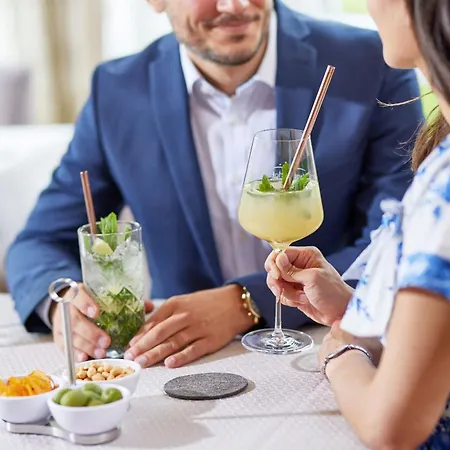 Hanusel Hof Wellness & Genuss In Panoramalage Hellengerst