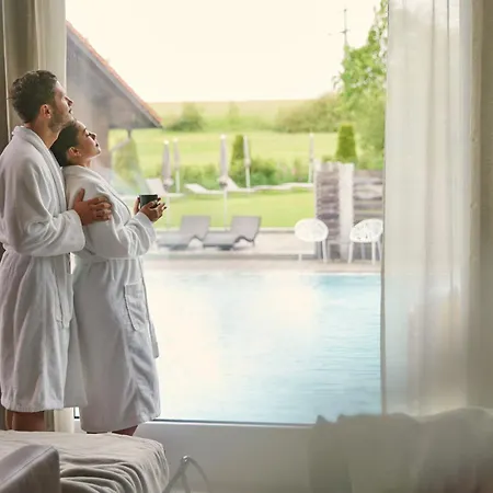 Hanusel Hof Wellness & Genuss In Panoramalage Otel