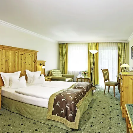 Hanusel Hof Wellness & Genuss In Panoramalage