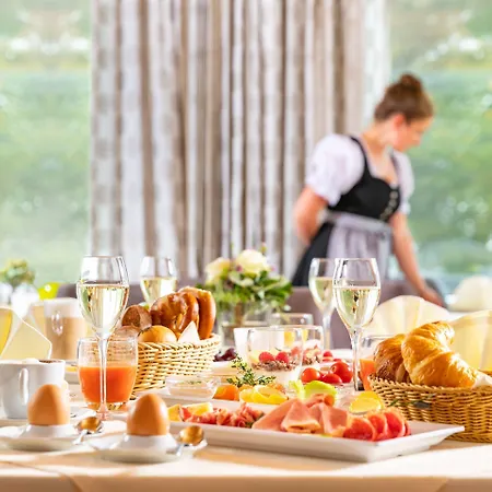 ホテル Hanusel Hof Wellness & Genuss In Panoramalage
