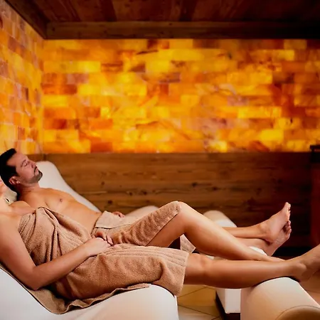 Hanusel Hof Wellness & Genuss In Panoramalage Hellengerst