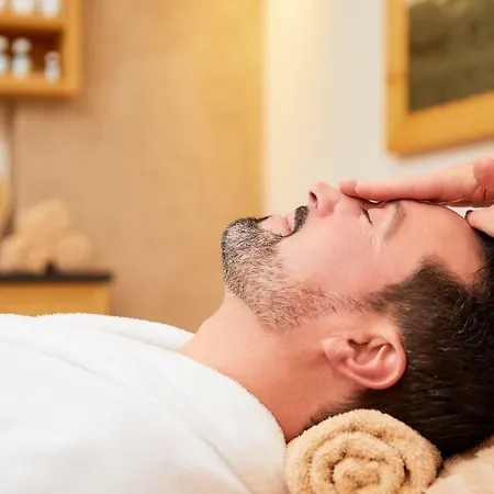 Hotel Hanusel Hof Wellness & Genuss In Panoramalage Hellengerst