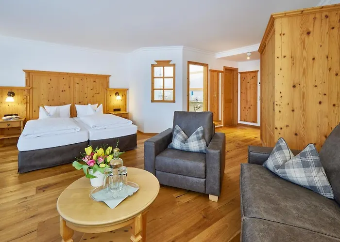 Hotel Hanusel Hof Wellness & Genuss In Panoramalage Hellengerst