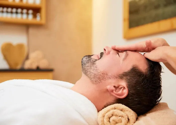 Hotel Hanusel Hof Wellness & Genuss In Panoramalage Hellengerst